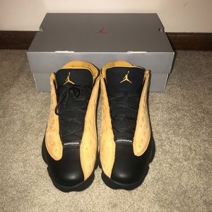 Air Jordan retro 13 “chutney” size 13